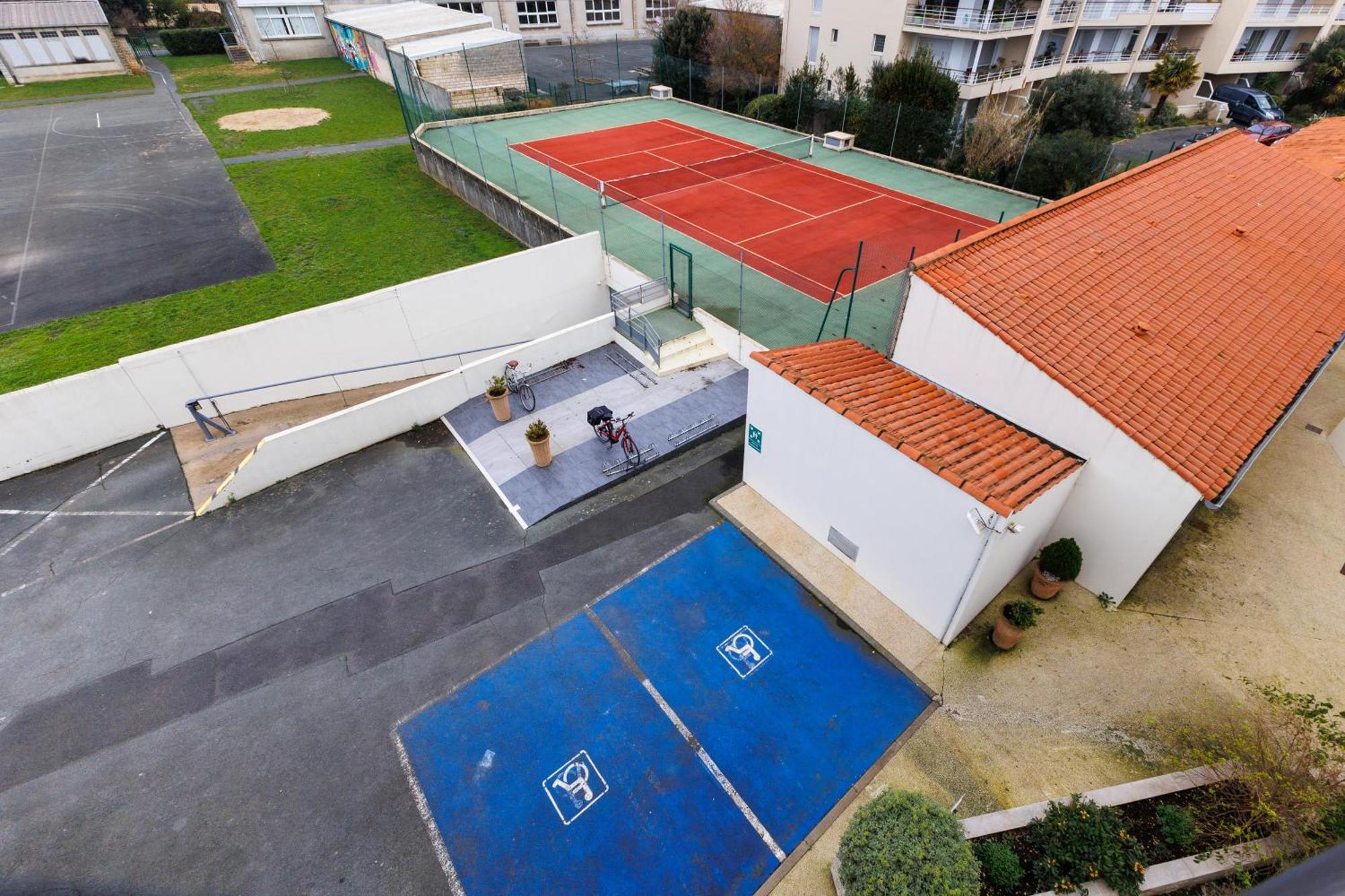Logis Hotel Le Rochelois La Rochelle  Exterior photo